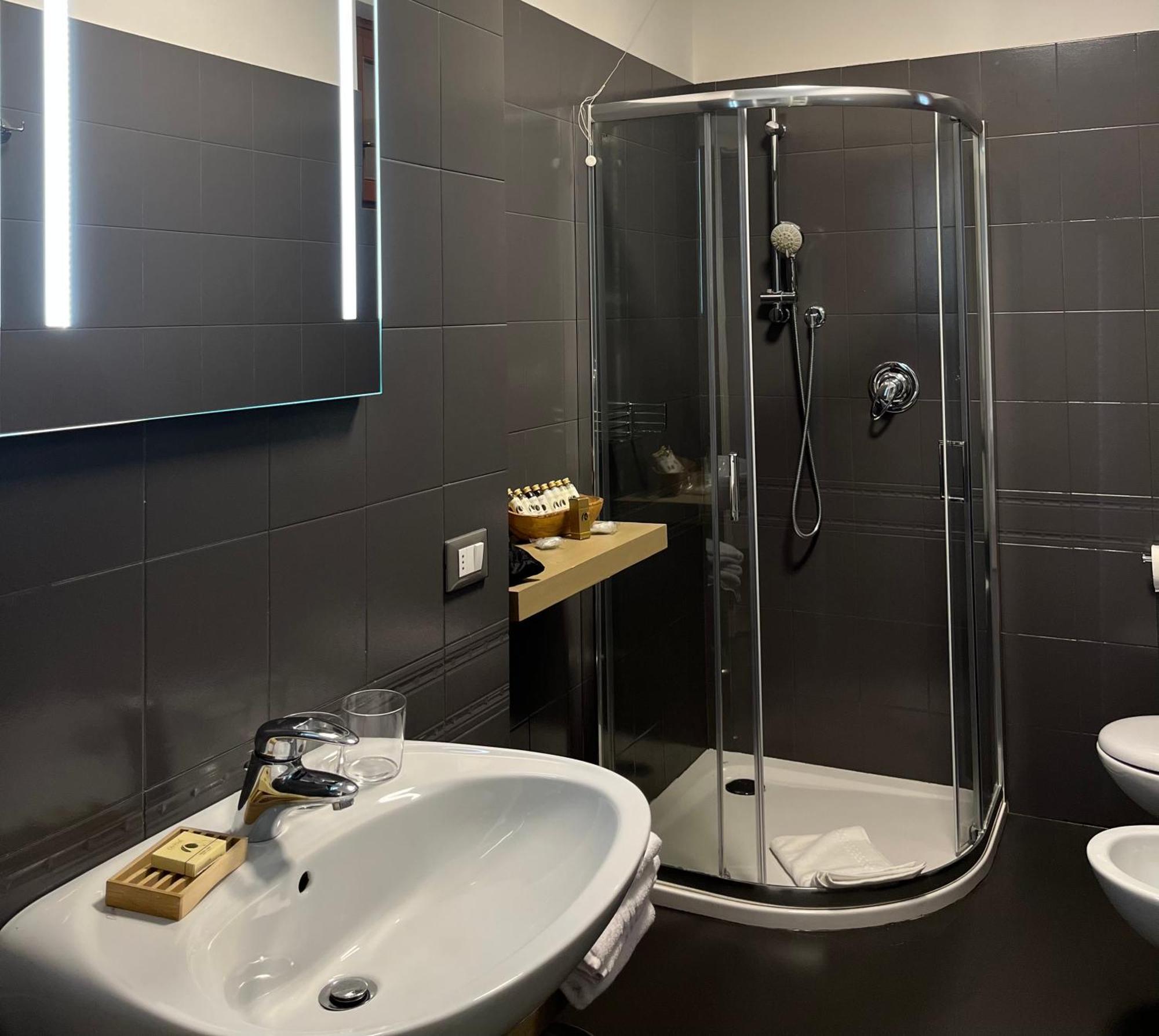 Apartahotel Dalco Suites&apartments Limone sul Garda